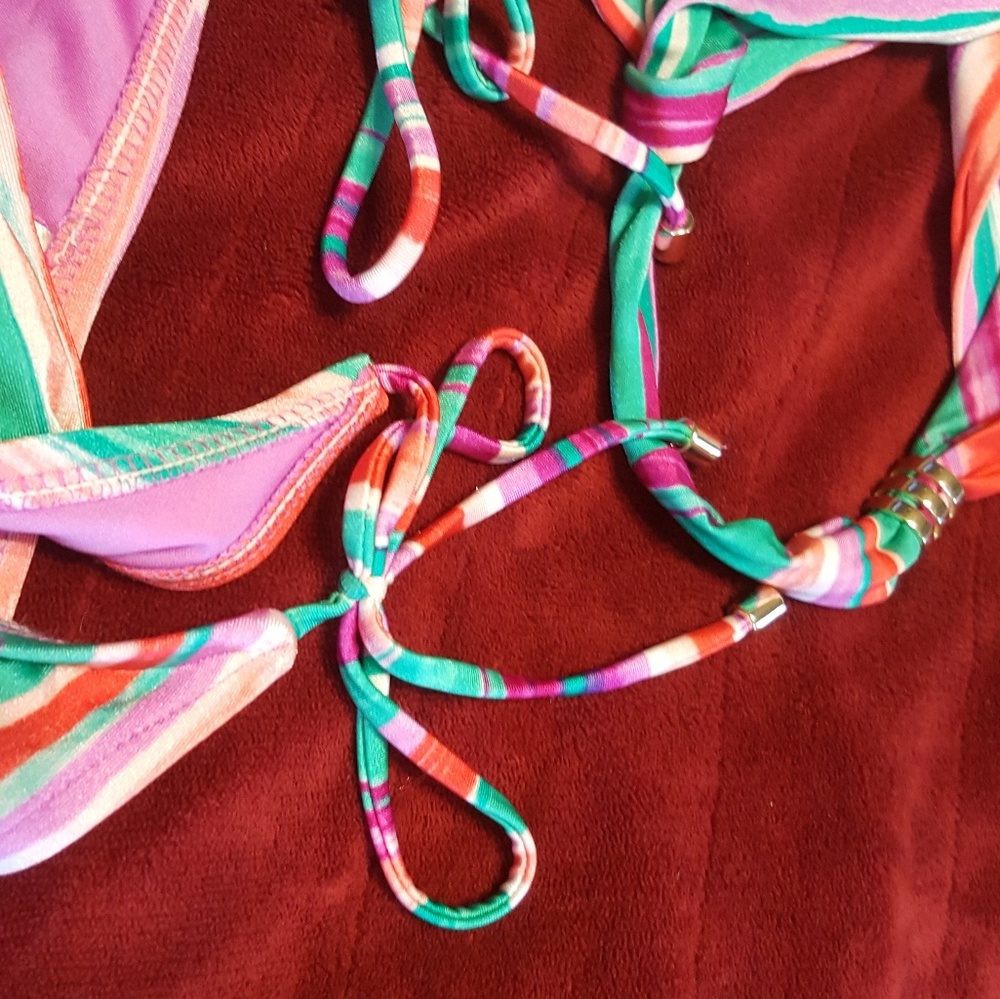 Bikini - Picture 5 of 5
